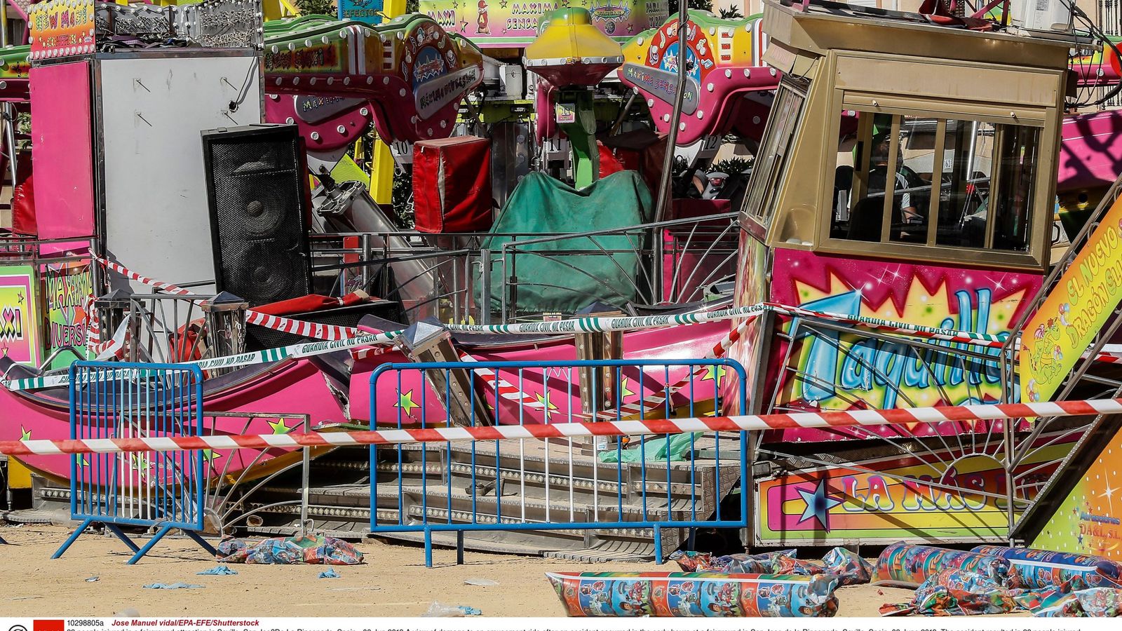 'Major scenes of panic' after fairground ride accident injures 28