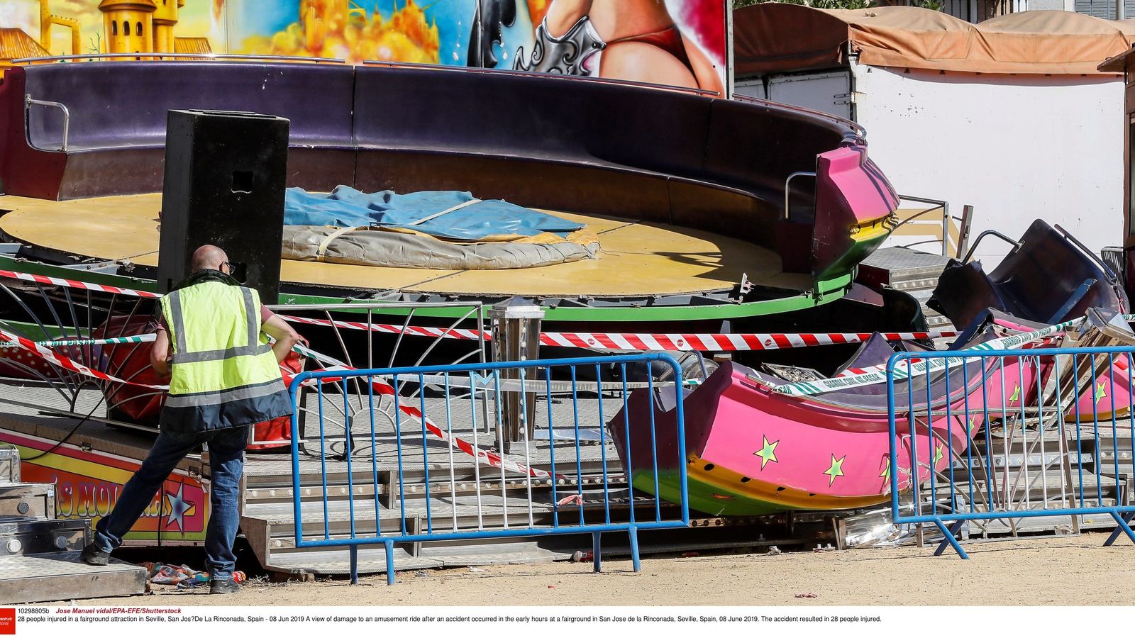 'Major scenes of panic' after fairground ride accident injures 28