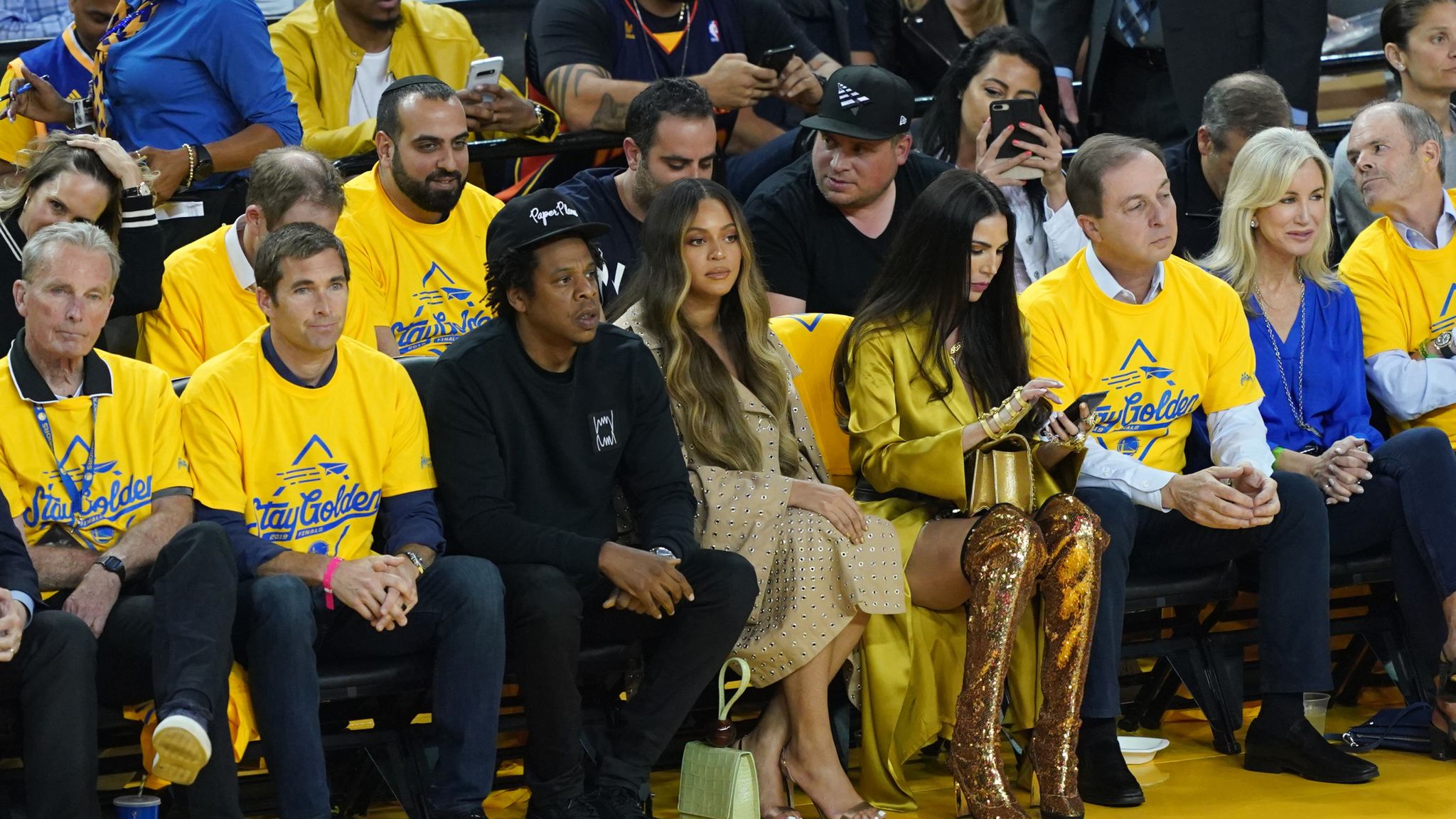 Beyonce fans urged not to 'spew hate' in star's name over viral video ...