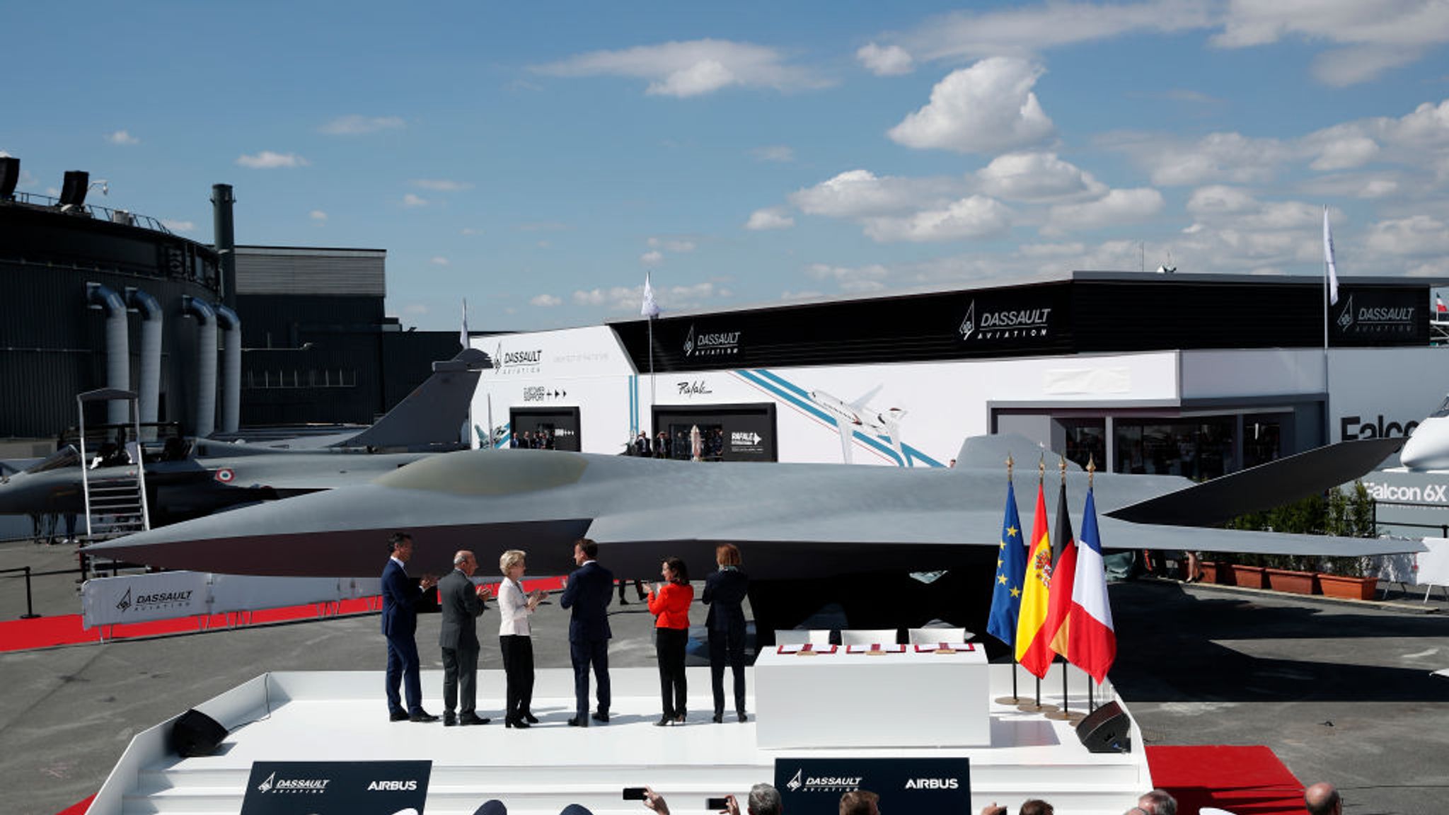 Paris Air Show Europe to build rival to UK's nextgeneration fighter