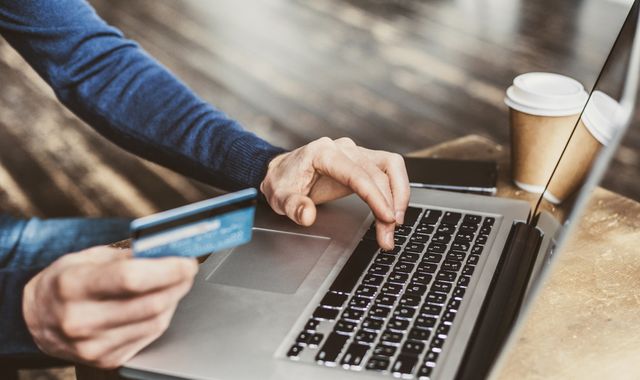 Online shopping decline behind fall in retail sales in August