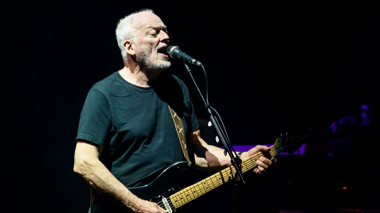 David Gilmour performing in New York in 2016