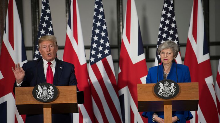 Britain&#39;s Prime Minister Theresa May and U.S. President Donald Trump attend a joint news conference at the Foreign & Commonwealth Office in London