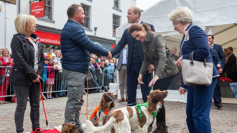 The Duke and Duchess of Cambridge meet Kerry Irving and his therapy dogs