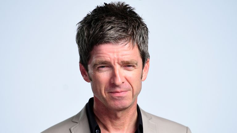 Lewis Capaldi Mocks Noel Gallagher During Glastonbury Set Ents