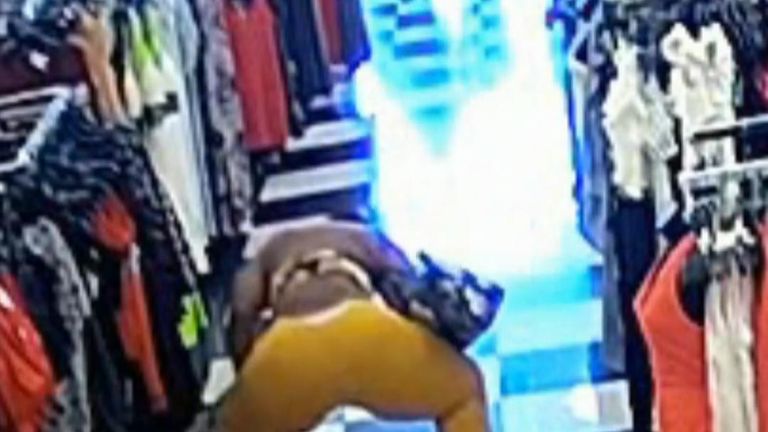 Suspected Shoplifter Twerks On Camera Offbeat News Sky News