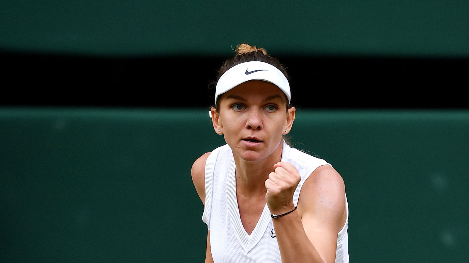 Simona Halep beats Serena Williams to win first Wimbledon title | UK