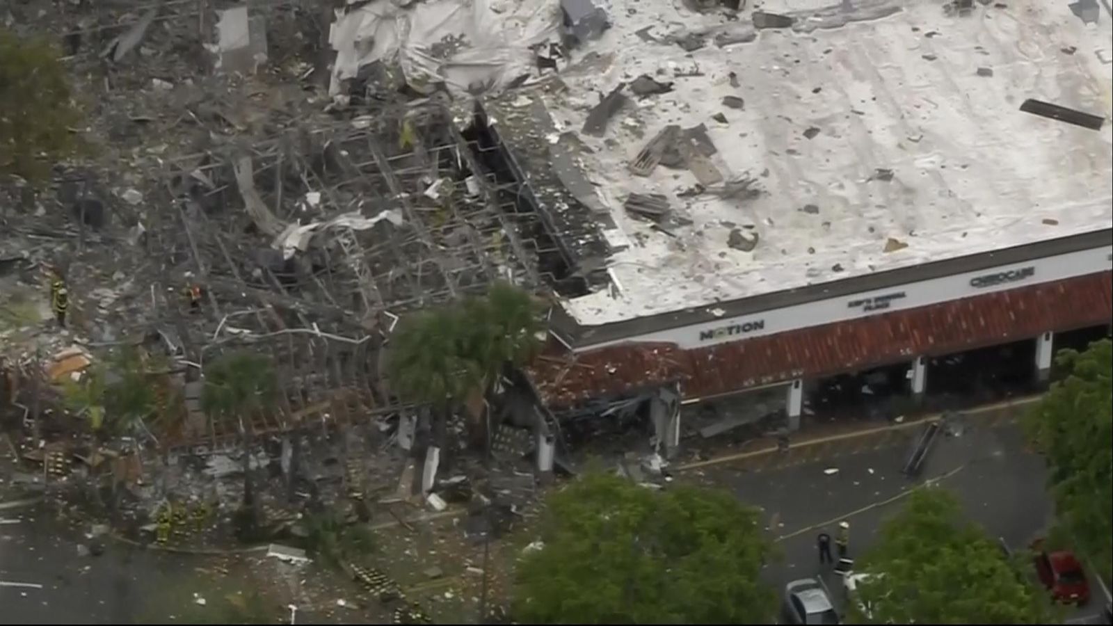 Florida explosion At least 21 people injured in huge blast at shopping centre US News Sky News