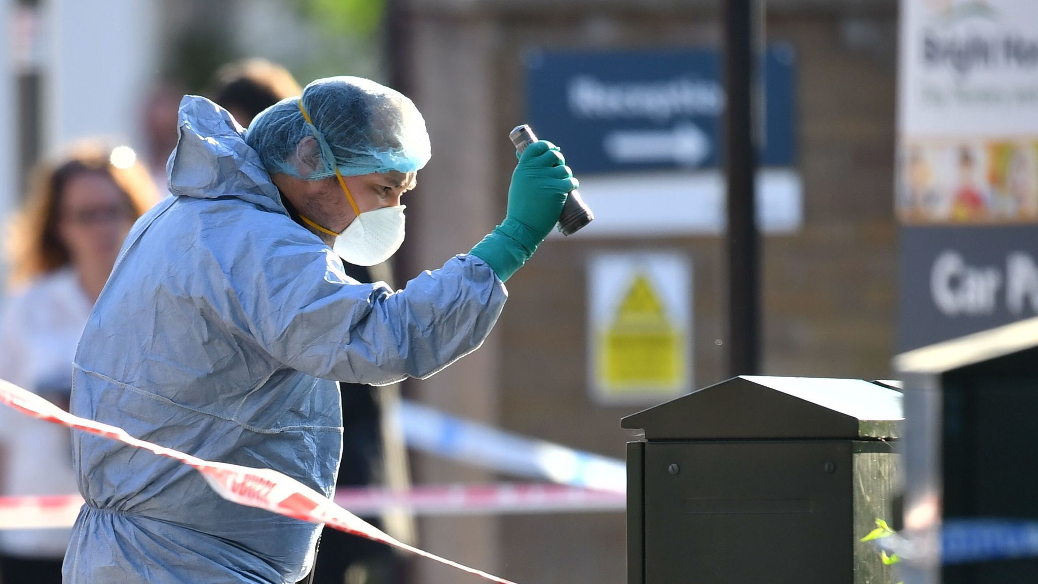 Man dies after being stabbed in broad daylight | UK News | Sky News