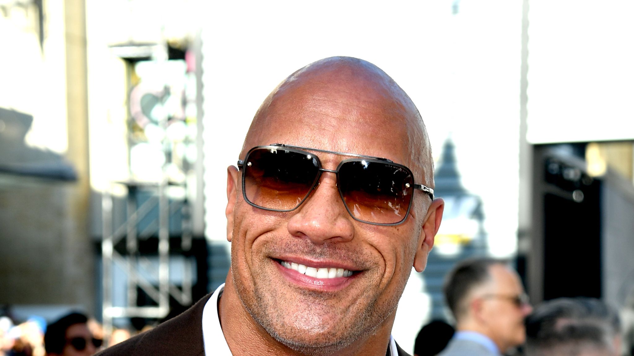 Dwayne Johnson The Rock To Head Back Into The Ring For Wwe Return