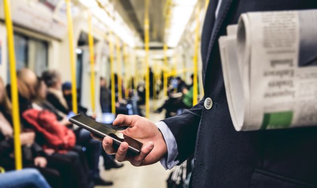 London Underground passengers to get full 4G coverage by mid-2020s