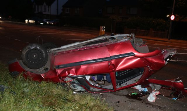 Bravery award for police officer who risked his life to saved man trapped under car