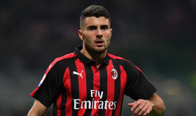Wolves in talks with AC Milan over Patrick Cutrone