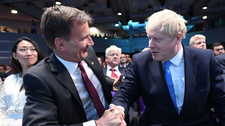 Jeremy Hunt congratulates Boris Johnson