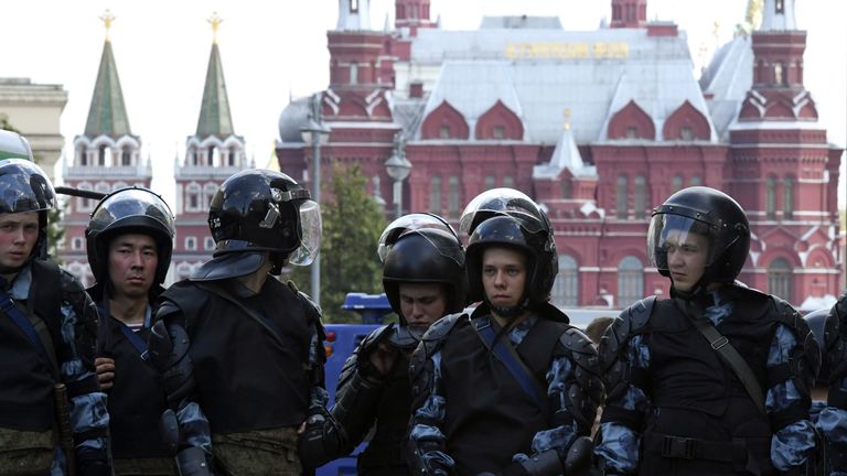 Riot police block an area during an unauthorised rally demanding independent and opposition candidates be allowed to run for office in local election in September, in downtown Moscow on July 27, 2019. (Photo by Kirill KUDRYAVTSEV / AFP) (Photo credit should read KIRILL KUDRYAVTSEV/AFP/Getty Images)
