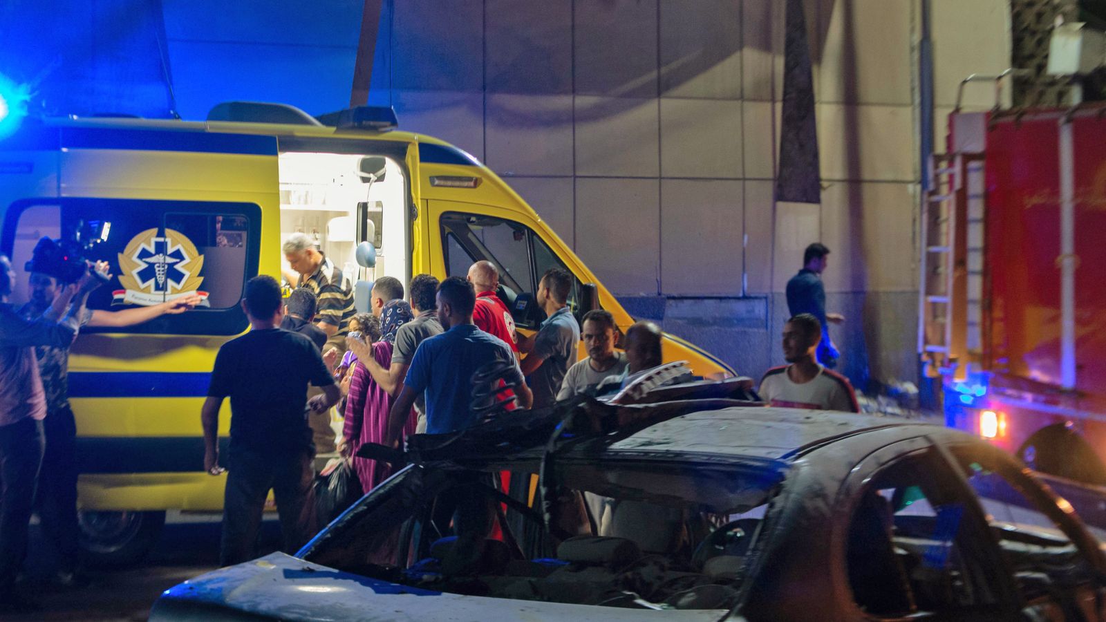 Egypt 20 dead and 47 injured in Cairo as multiple car crash sets off