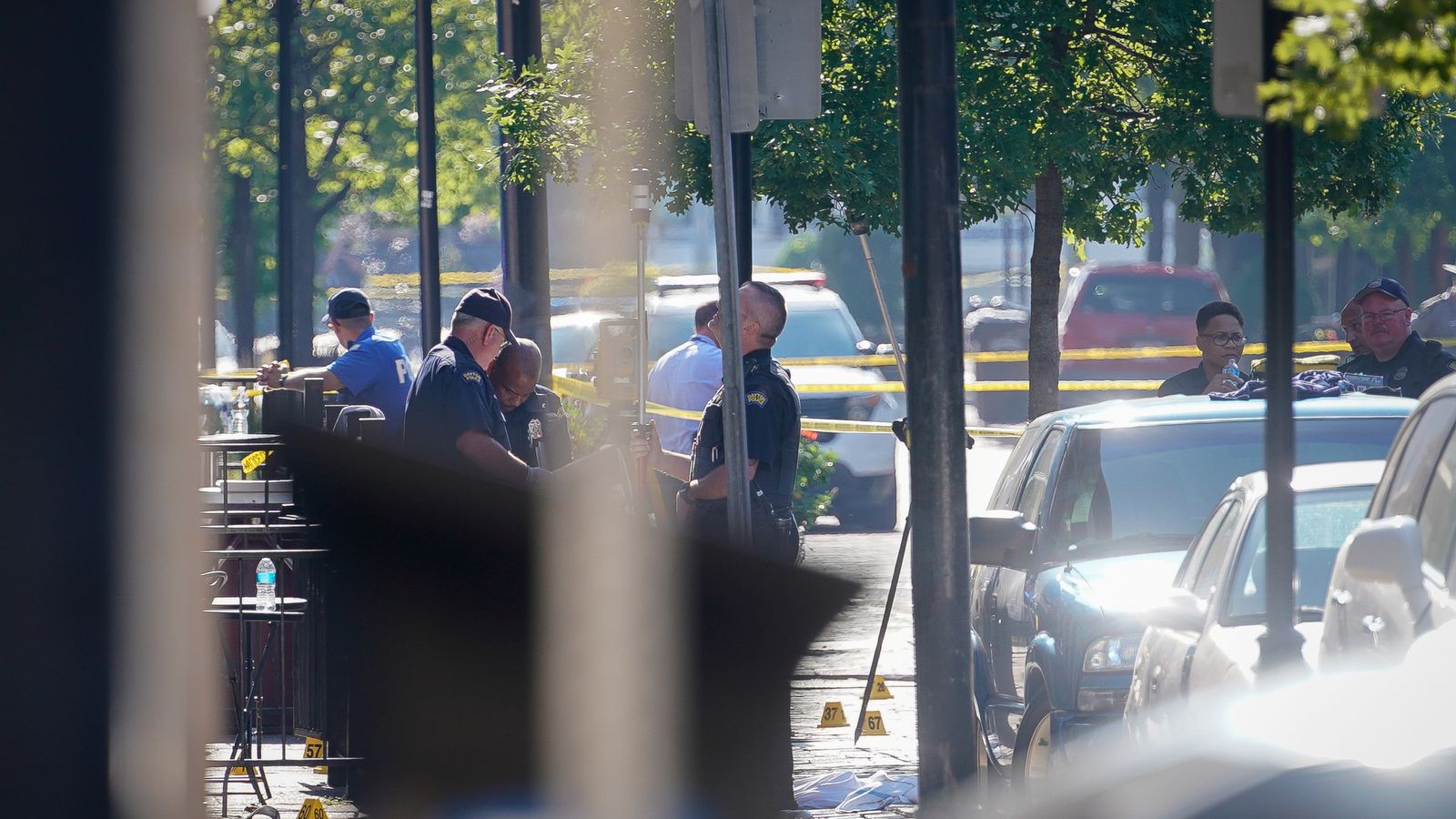 Ohio shooting Witnesses speak of heartbreak after nine killed outside