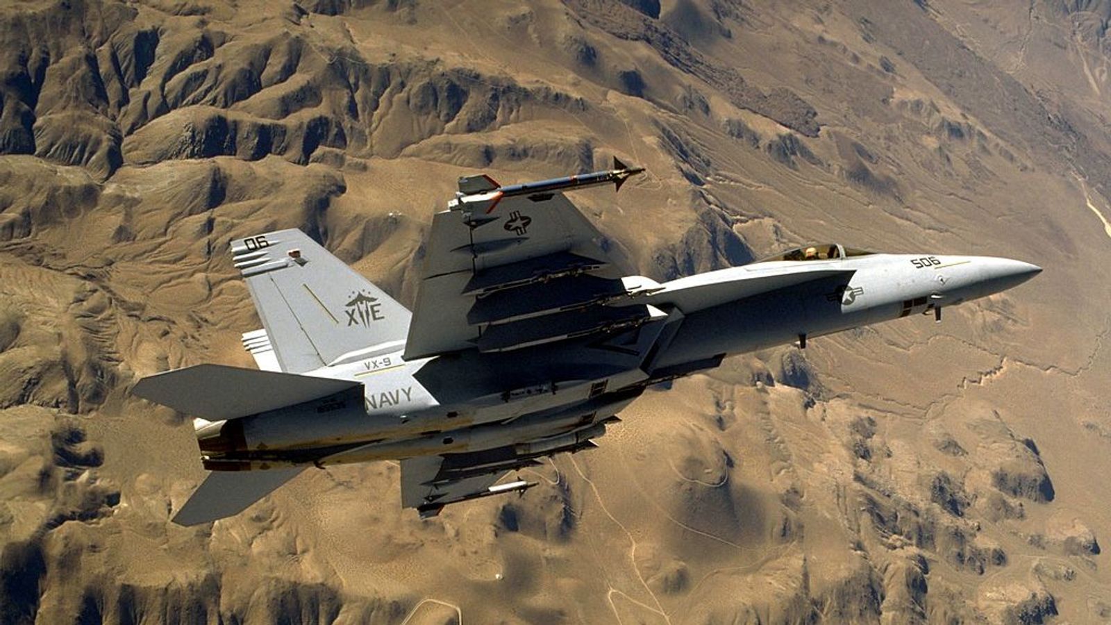 US fighter jet crashes in Death Valley's 'Star Wars Canyon' | US News ...