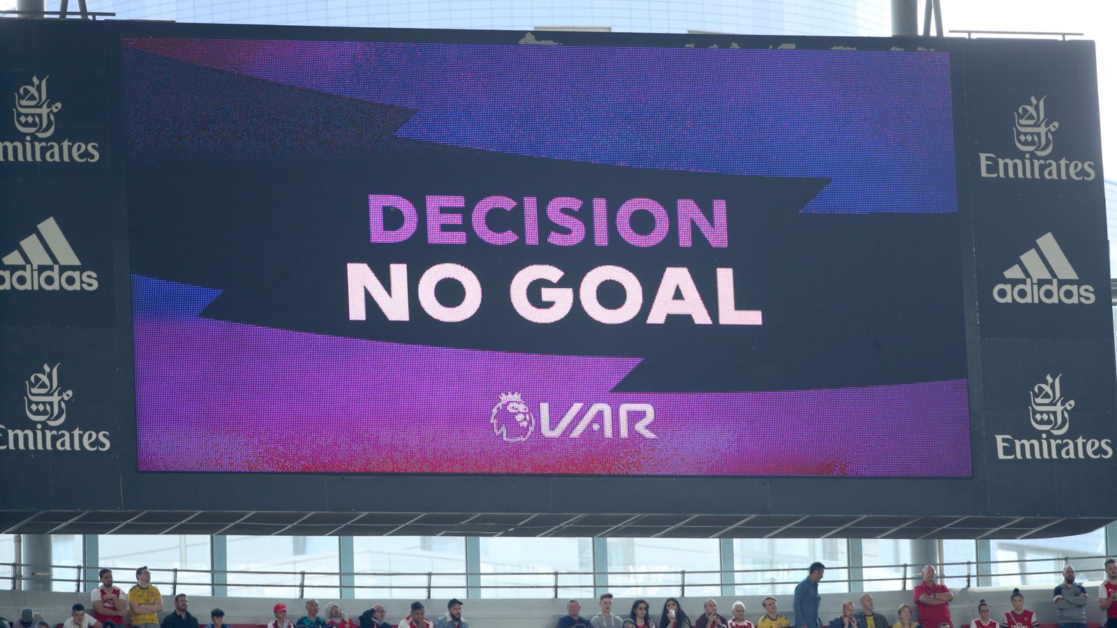 Premier League head defends VAR tech and tells fans to 'live with it'