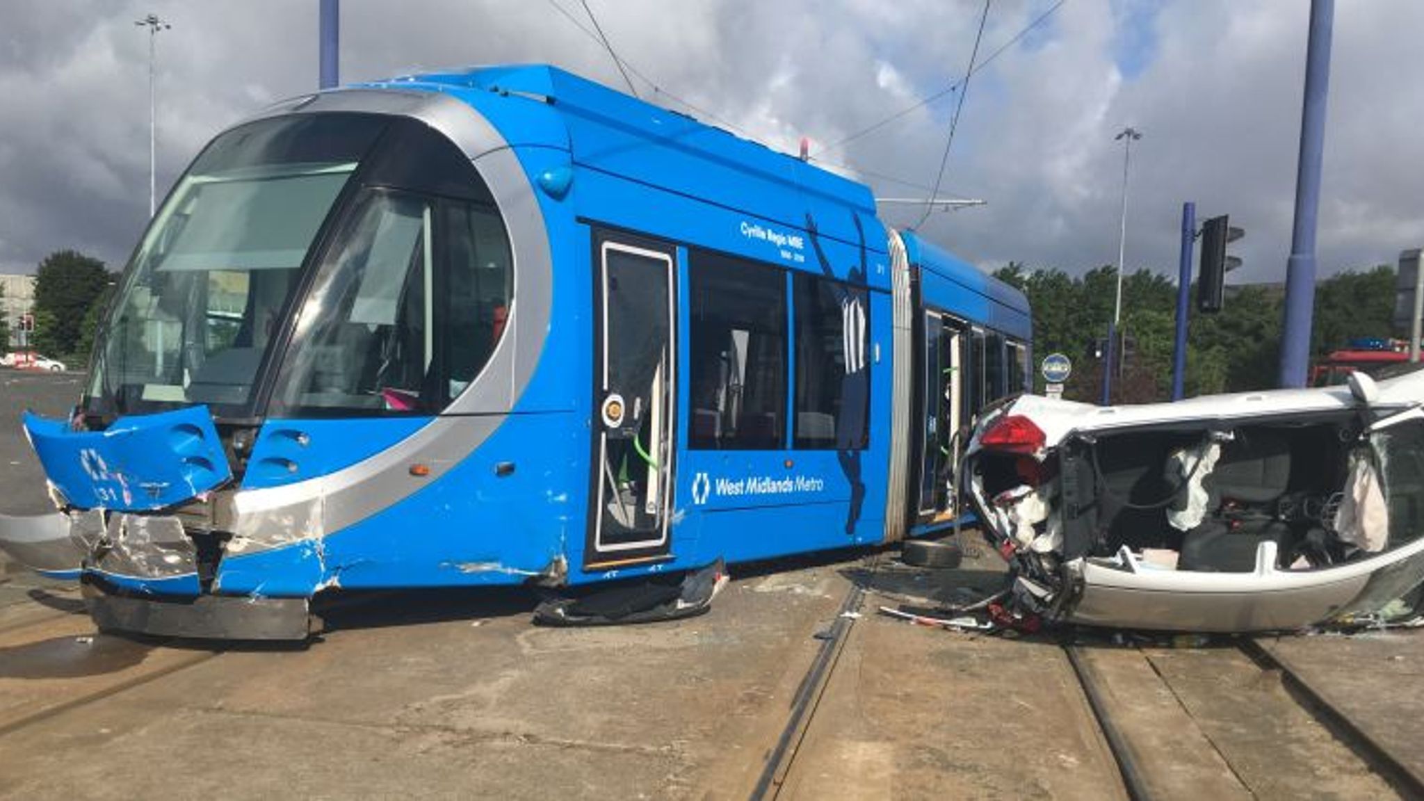 Wolverhampton Tram Collision: Five Injured As Car Overturns In City ...