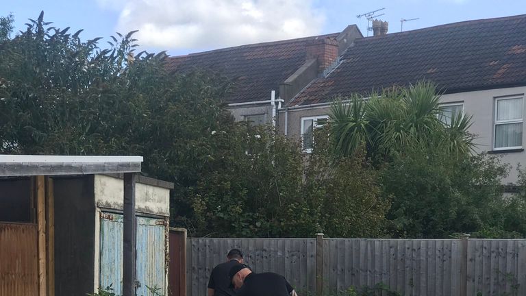 Suspected class A drugs and other items have been recovered. Credit: @pringles4u