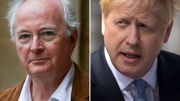 Sir Philip Pullman has denied advocating the hanging of Boris Johnson