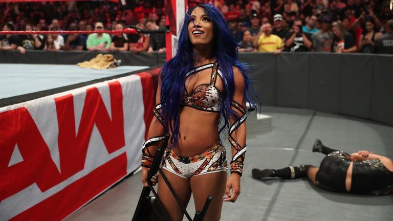 WWE Raw: Sasha Banks returns and attacks Becky Lynch ...