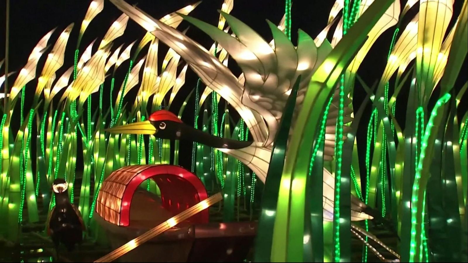 Mid-Autumn Festival parties held in China | World News | Sky News