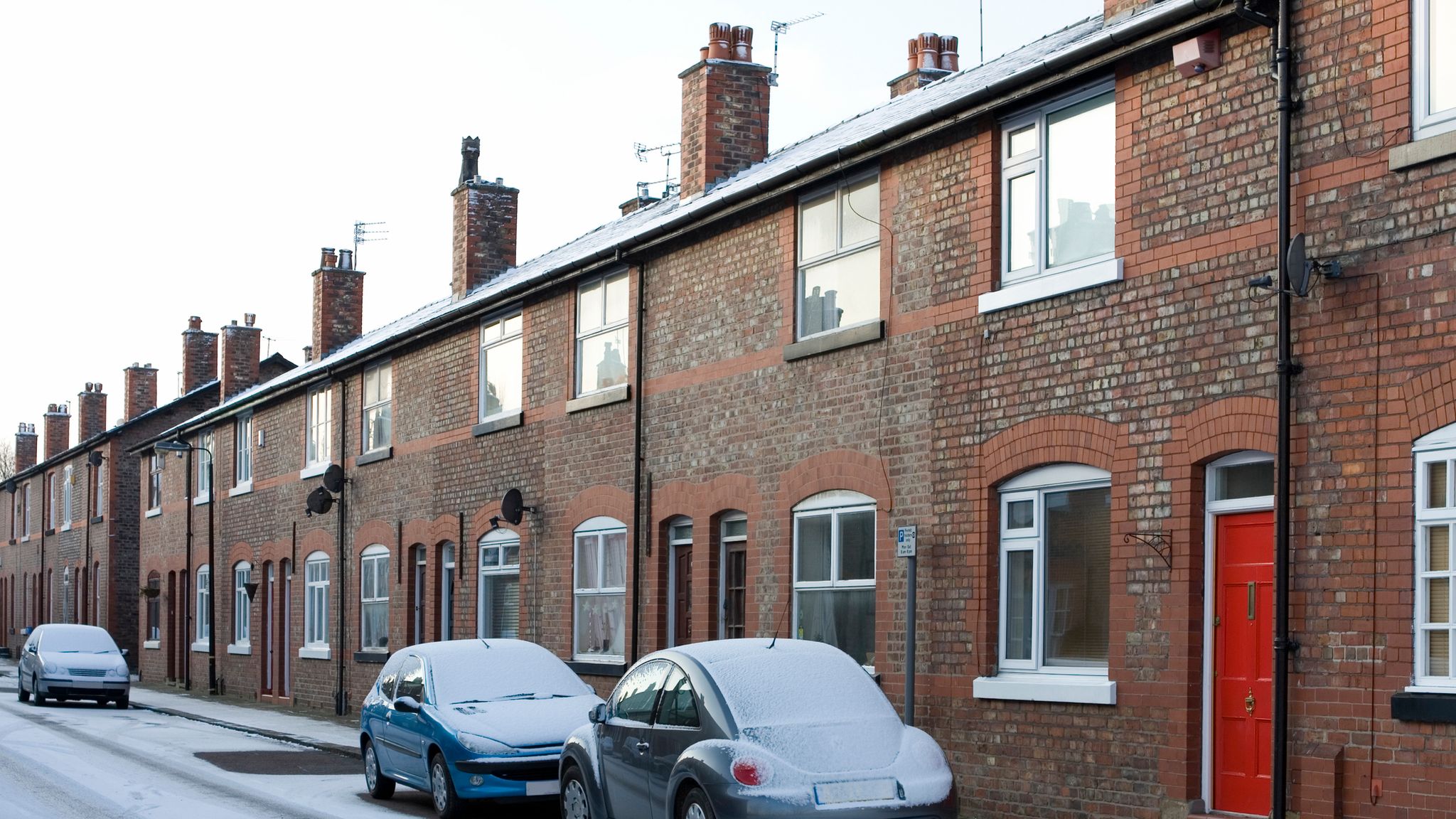 Parking on pavements could be banned across England | UK News | Sky News