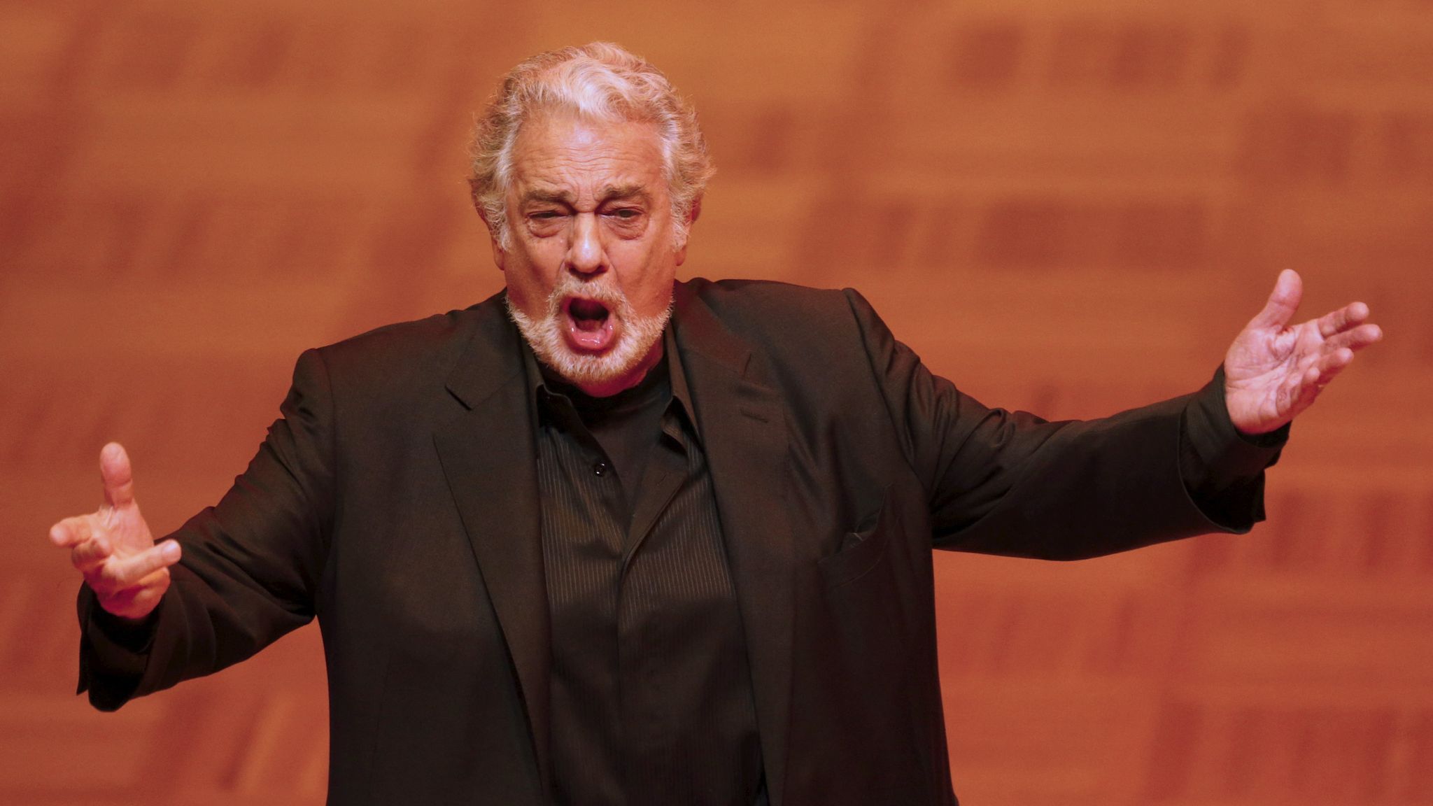 skynews-placido-domingo-met-opera_4785938.jpg