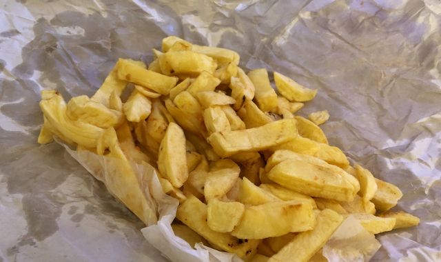 Crisps Diet Blamed for Teen's Blindness