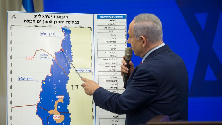 RAMAT GAN, ISRAEL - SEPTEMBER 10:  Israeli Prime Minster Benjamin Netanyahu points to a Jordan Valley map during his announcement on September 10, 2019 in Ramat Gan, Israel. Netanyahu pledges to annex Jordan Valley in Occupied West Bank if Re-Elected on SEPTEMBER 17th Israeli elections.  (Photo by Amir Levy/Getty Images)