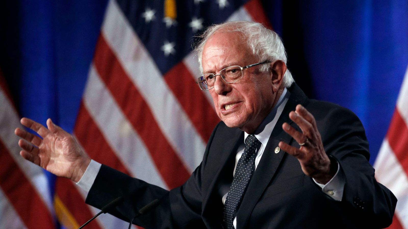 Bernie Sanders Suffers Heart Attack On Us Presidential Campaign Trail Us News Sky News 0954