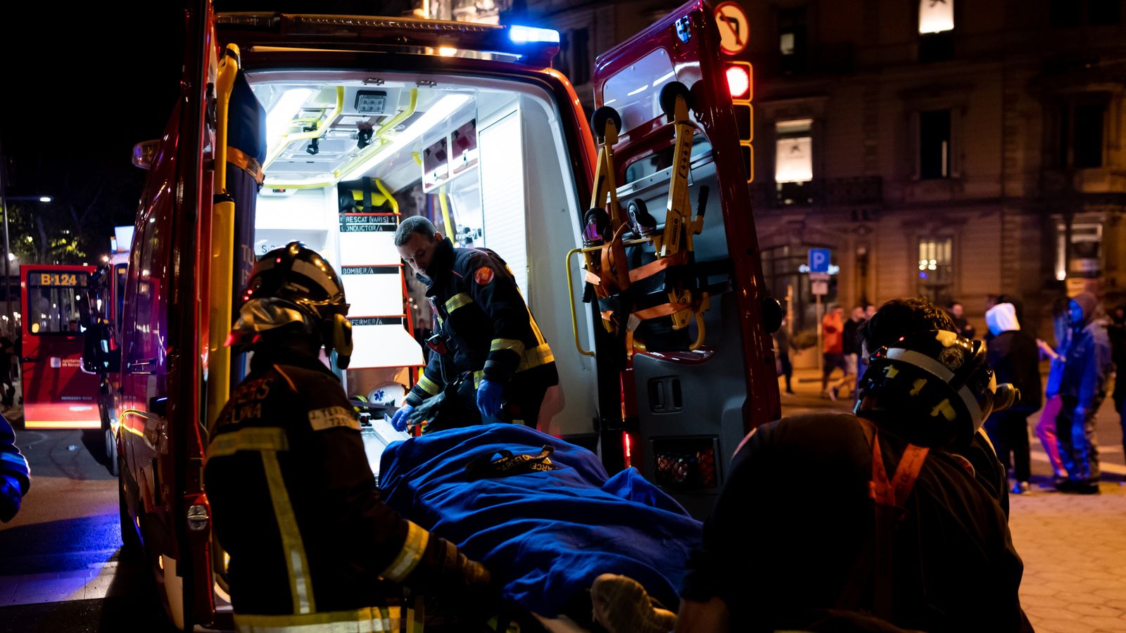 Barcelona Protests: Civil Guard Deployed In As Huge Protest Turns ...