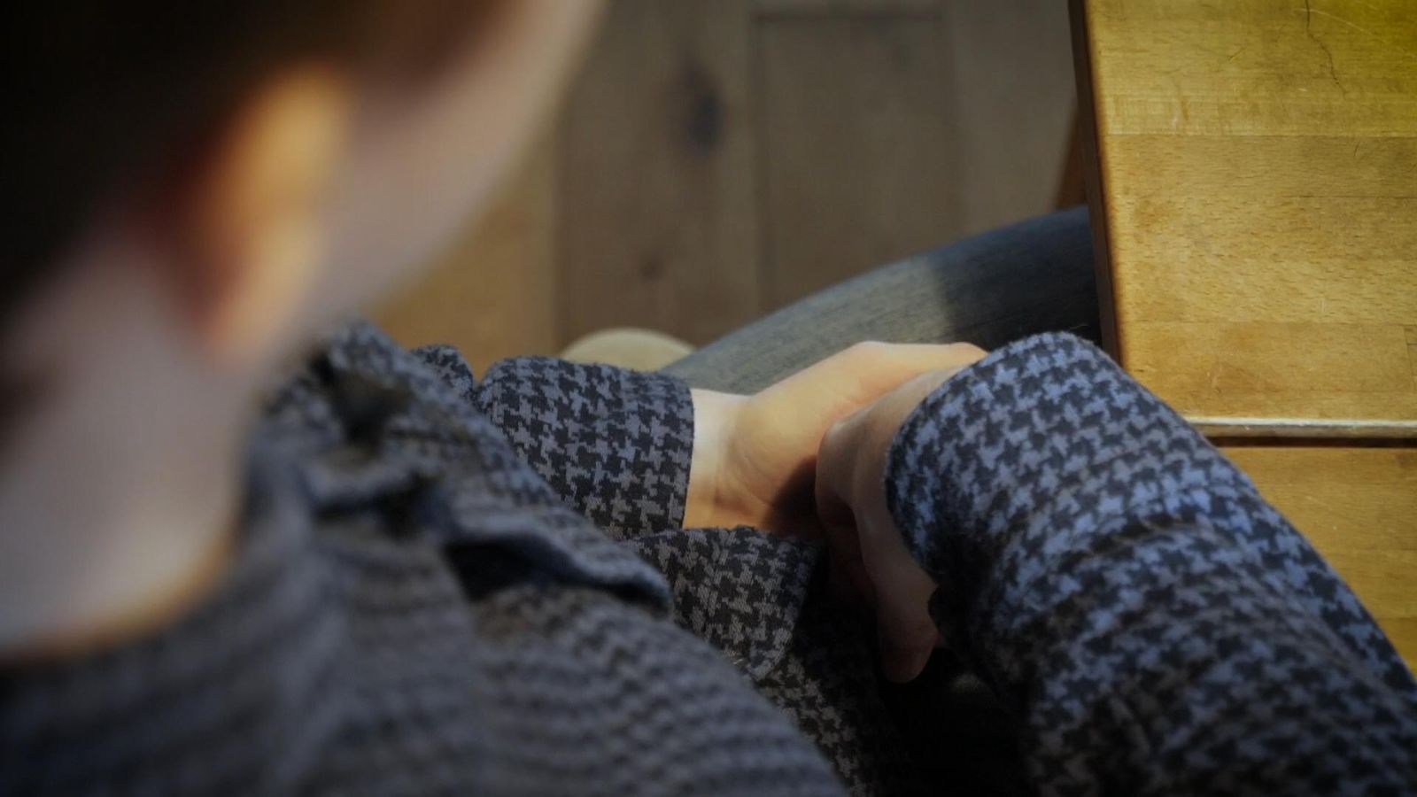 Hundreds of young trans people seeking help to return to original sex