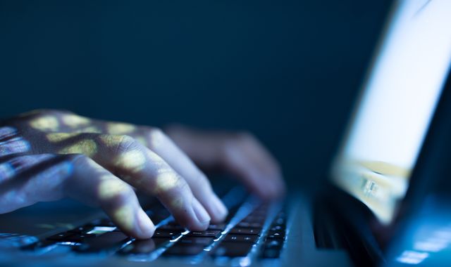 Coronavirus: Almost half of adults exposed to fake COVID-19 news