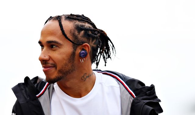 Lewis Hamilton says he hasn't 'given up' after Instagram posts