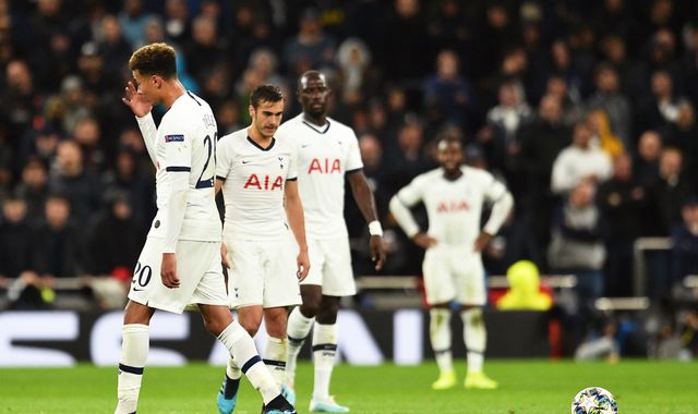 Mauricio Pochettino: Tottenham manager denies unrest after team dinner invite