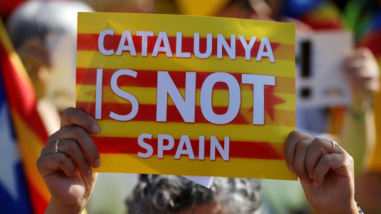 In July pro-independence protesters called on the European Parliament to include three Catalan elected MEPs, including Carles Puigdemont and Oriol Junqueras