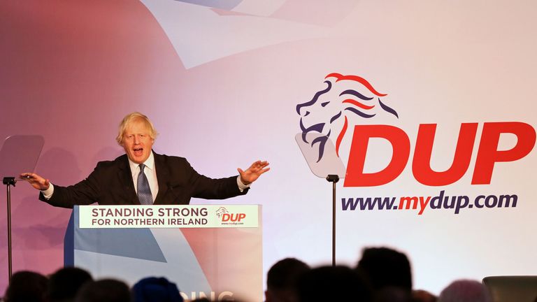 Former British Foreign Secretary Boris Johnson delivers a speech at the Democratic Unionist Party (DUP), Annual Conference in Belfast on November 24, 2018. - Opposition to a draft Brexit deal due to be approved by EU leaders will dominate at a conference on Saturday of the Democratic Unionist Party, the Northern Irish party holding the fate of Brexit and the British government in its hands.