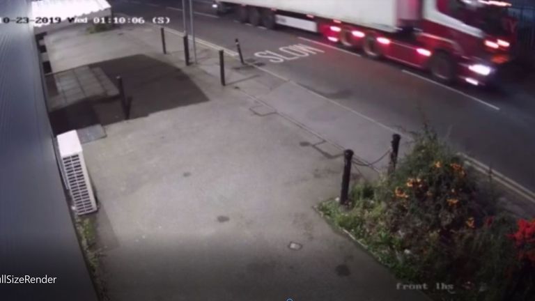 The lorry was caught on CCTV 30 minutes before police were called