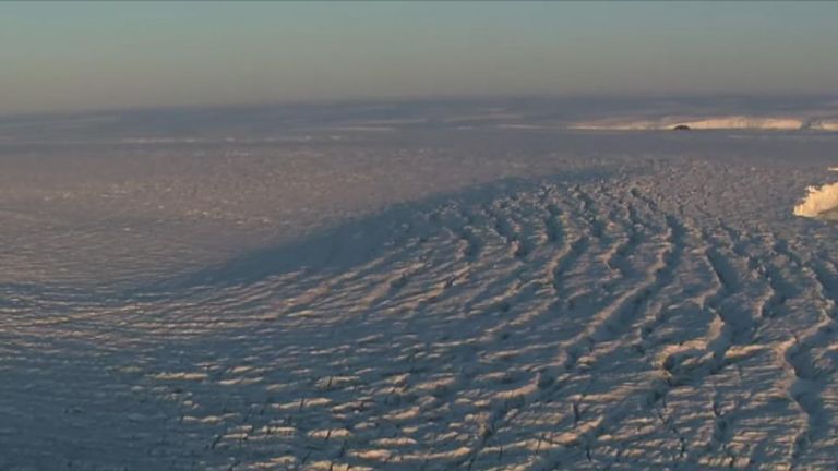 The iceberg did not become detatched due to climate change, experts said