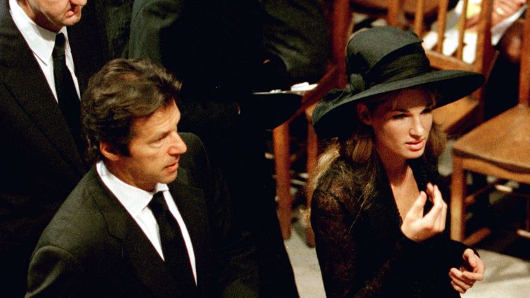Imran Khan and his then wife Jemima Khan attended Diana&#39;s funeral in September 1997