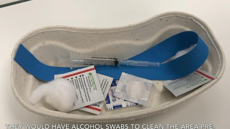 The addicts will be given drug paraphernalia, including a tourniquet, alcohol swabs, cotton wool and a syringe