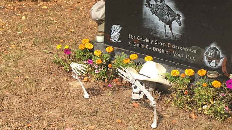 Halloween Skeleton Tribute At Son S Grave Is Repeatedly Removed By