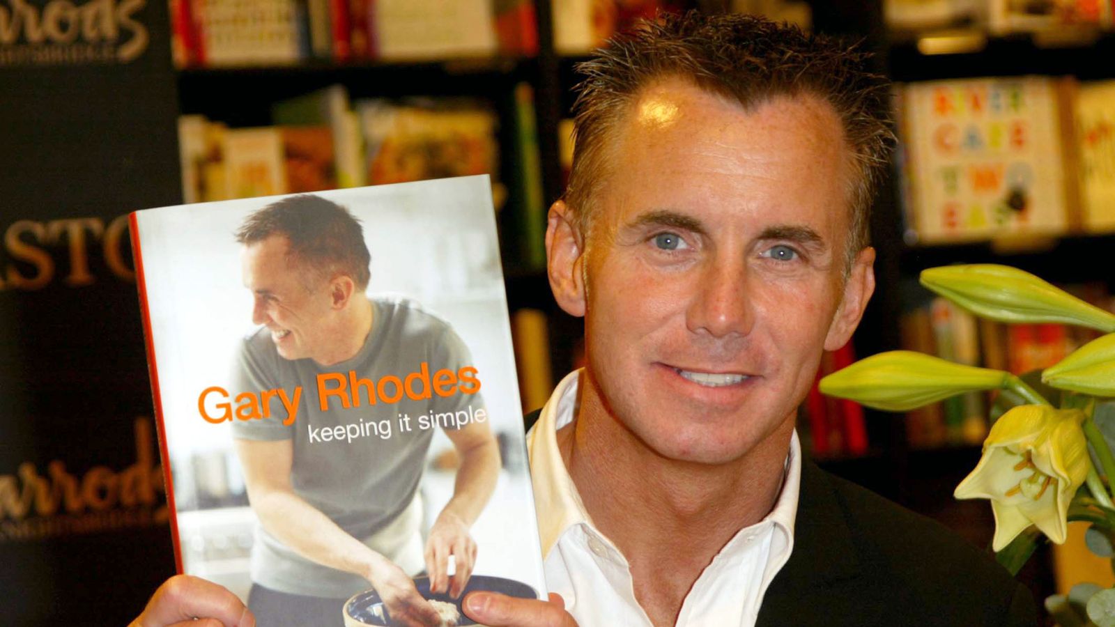 TV chef Gary Rhodes died 'after falling ill during break in filming ...