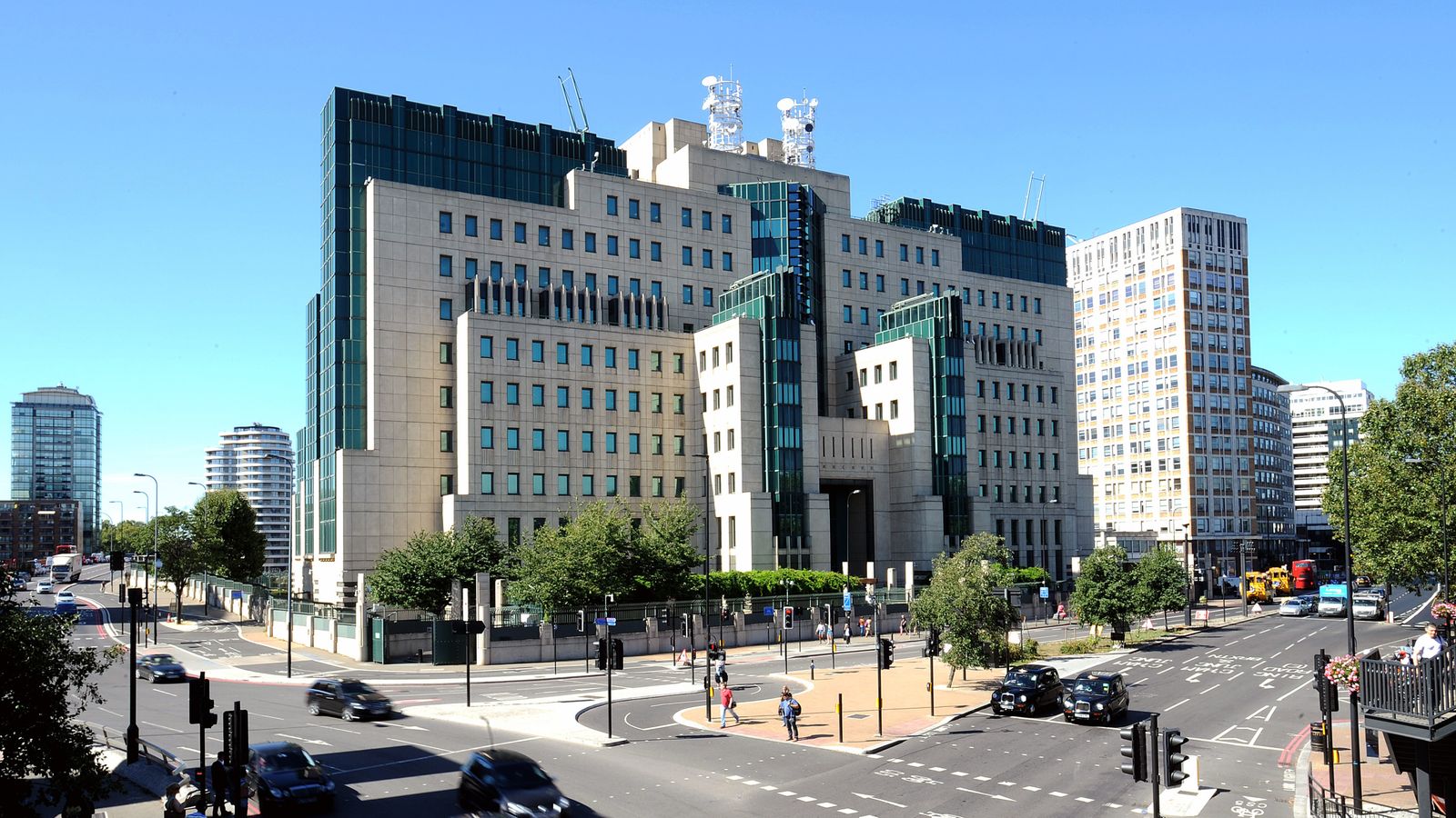 mi6-chief-warns-the-world-is-at-its-most-dangerous-since-the-end-of-the