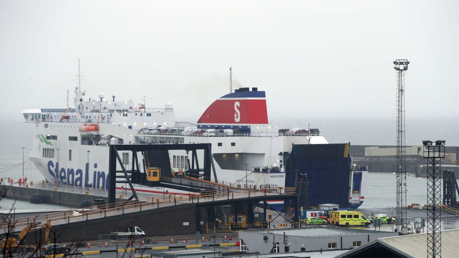 16 people discovered in sealed lorry trailer on Cherbourg-Rosslare ...