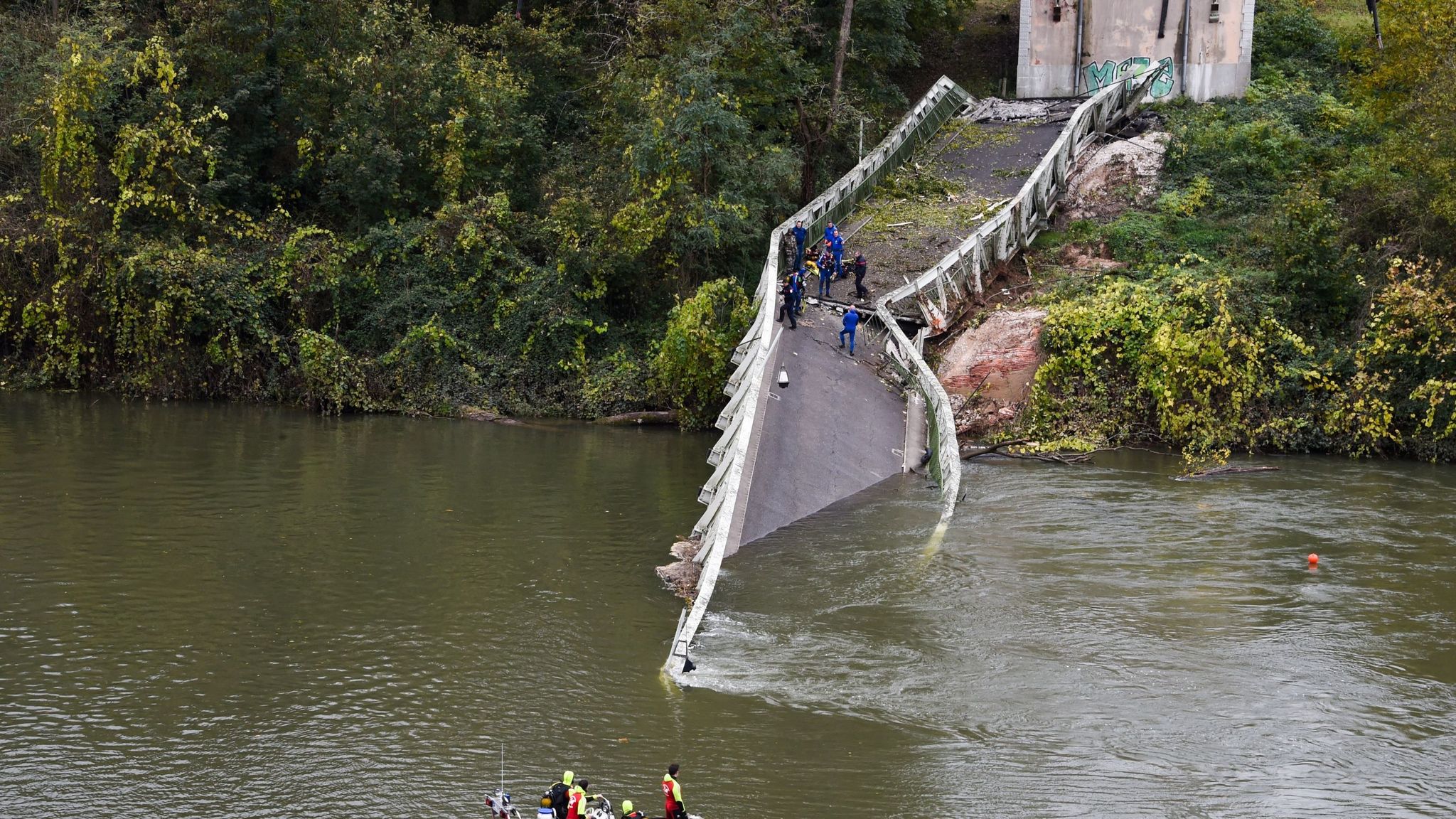 Girl 15 Dies After Bridge Collapses Into River In France World News Sky News