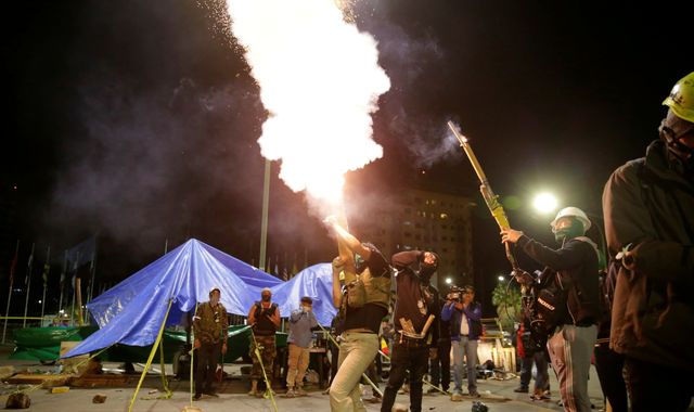 Clashes after opposition leader Jeanine Anez assumes Bolivian presidency